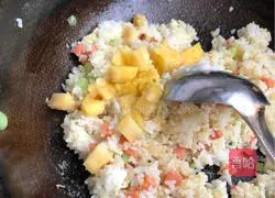 Pineapple Fried Rice Recipe Illustration 8