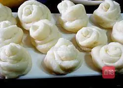 Illustration of how to make rose flower steamed buns 7
