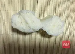 Illustration of how to cut steamed buns with milk knife 9