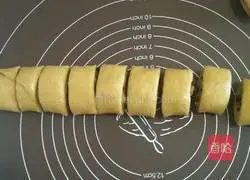 Illustration of how to make brown sugar steamed buns 6