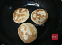 Illustration of how to make bean paste cake 13