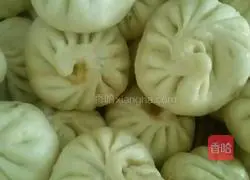 Illustration of how to make celery buns 5