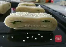 Illustration of how to make crispy cakes 8