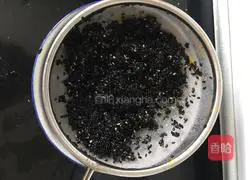 Illustration of how to make black sesame steamed buns 2