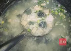 Illustration of breakfast preserved egg porridge + fried buns 3