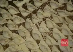 Illustration of how to make Yuanbao dumplings 7