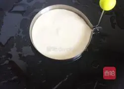 Illustration of how to make colorful vegetable cakes 8