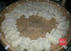 Illustration of how to make wontons 3