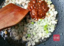 Illustration of making soybean paste cold noodles 4