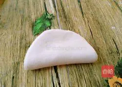 Illustration of how to make lotus leaf steamed buns 7