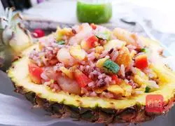 Illustration of how to make pineapple and shrimp fried rice 14