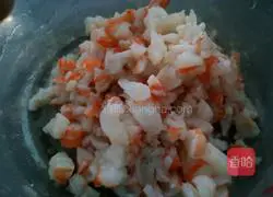 Illustration of how to make shrimp cakes 3