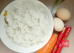 How to make soy sauce fried rice Illustration 1