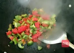 Illustration of how to make tomatoes, eggs and fungus noodles 4