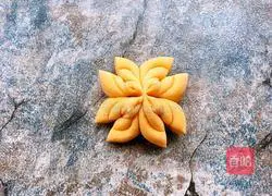 Illustration of how to make chrysanthemum steamed buns 7