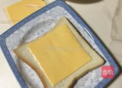 Illustration of how to make ham sandwich 4