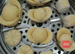 Illustration of how to make sweet potato steamed buns (Jin Yuanbao) 10