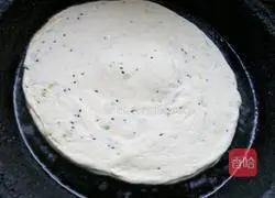 Illustration of making dough scallion pancake 15
