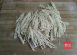 Illustration of how to make fried shredded cabbage pancakes 2