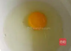 Illustration of making glutinous rice egg pancake 1