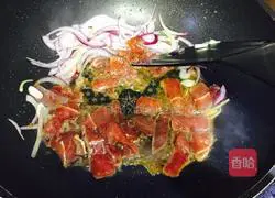 Illustration of how to make beef assorted fried noodles 4