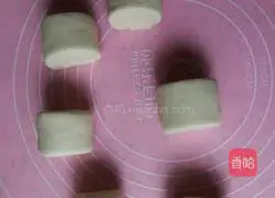 Illustration of how to make milk-flavored steamed buns 7
