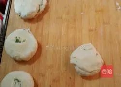 Illustration of how to make pancakes with oil 4