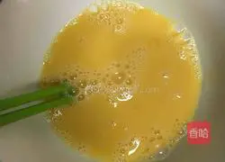 Leek Egg Pancake Illustration of how to do it 2