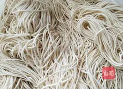 Illustration of how to steam noodles 6