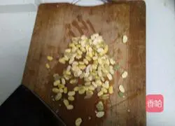 Illustration of how to make scrambled eggs with bean dregs 1