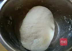 Illustration of how to make mushroom and pork buns 3