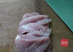 Illustration of how to make lean meat pancakes 1