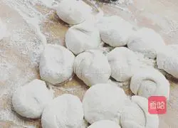 Illustration of how to make mutton stuffed dumplings 3