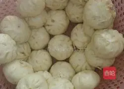 Illustration of how to make radish vermicelli buns 10