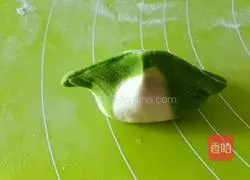 Illustration of how to make cabbage (Baicai) dumplings 19
