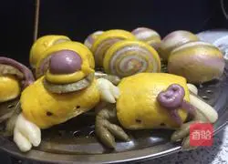 Flower Steamed Buns - Crab Recipe Illustration 9