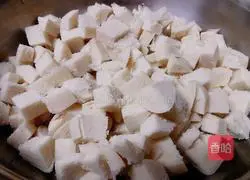 Illustration of how to make fried steamed buns with cumin and vegetables 4