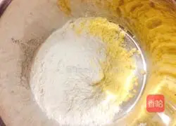 Illustration of how to make milky cornmeal muffins 1