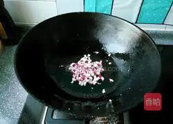 Illustration of how to make tomato fried rice 3