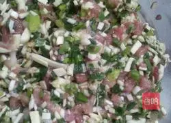 Illustration of how to make dumplings 1