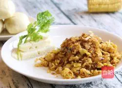 Illustration of how to make scrambled eggs with sour wild rice seeds 9