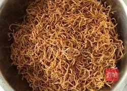 Illustration of braised noodles 3