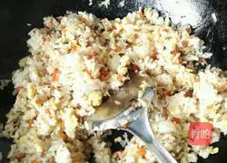 Assorted Egg Fried Rice Recipe Illustration 15