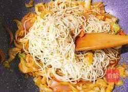 Korean spicy sauce fried noodles recipe 14