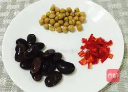 Purple Rice Squid Fried Rice Recipe Illustration 3