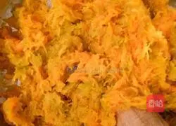 Illustration of how to make pumpkin buns 2