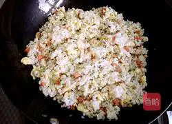 Onion-flavored ham sausage Illustration of how to make egg fried rice 18