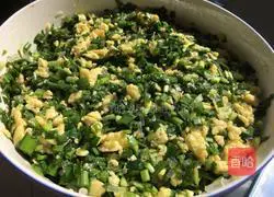 Illustration of how to make leek and egg dumplings 8