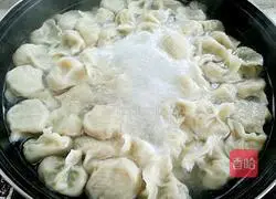 Illustration of how to make fennel dumplings 15