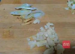 Illustration of home-style fried shredded pancakes 3 